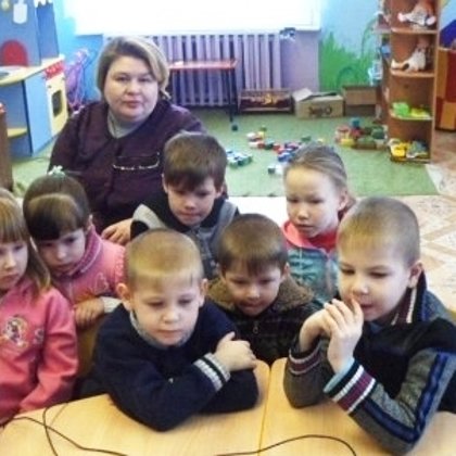 В детском саду показываю видеоролик детям